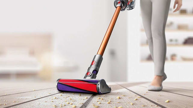 Dyson V8 Absolute $50 OFF plus Free Gift