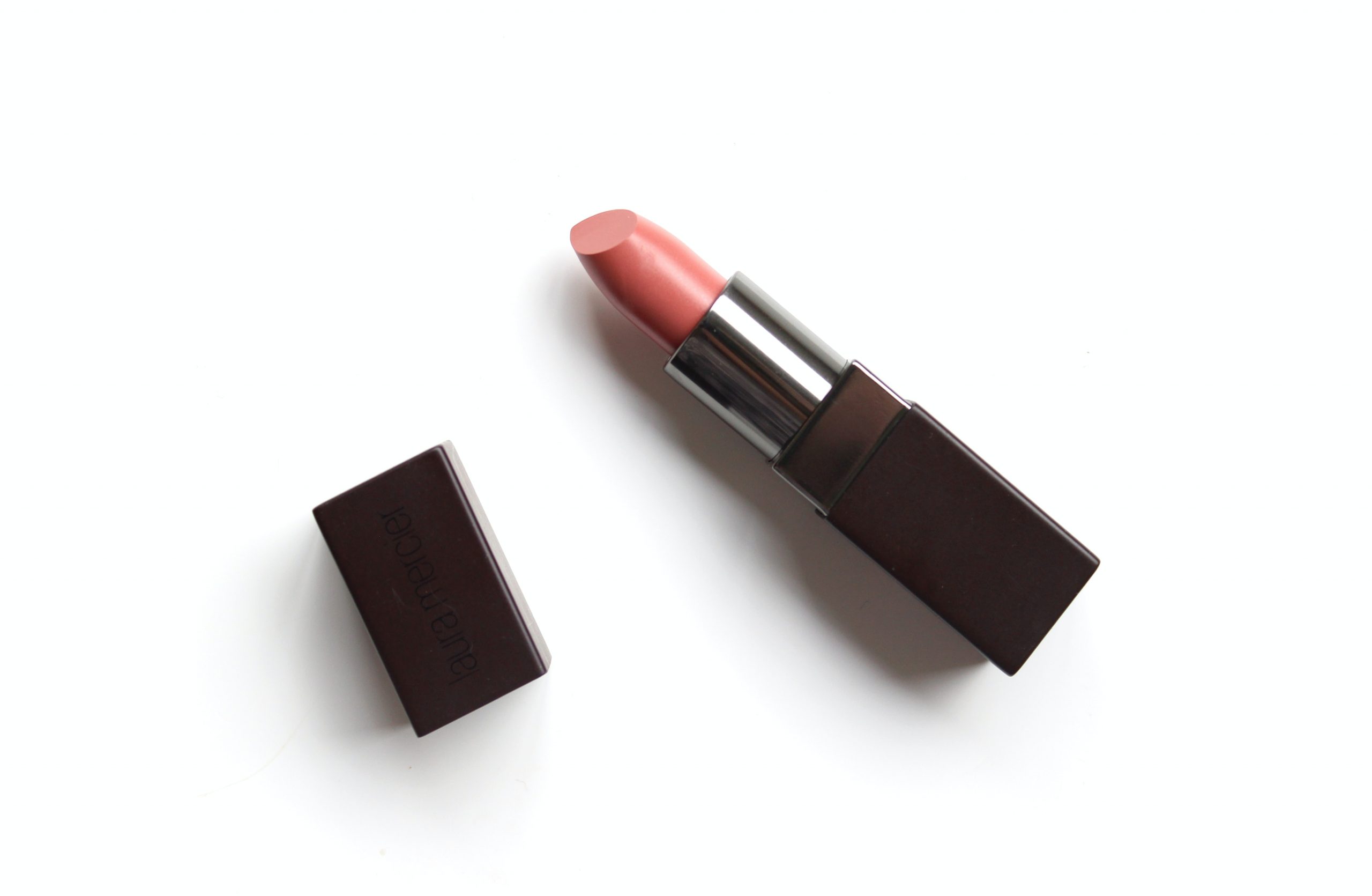National Lipstick Day Discounts, Free Gifts, and Cash Back
